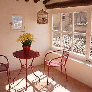 Bed & Breakfast Longo Mai, Apt